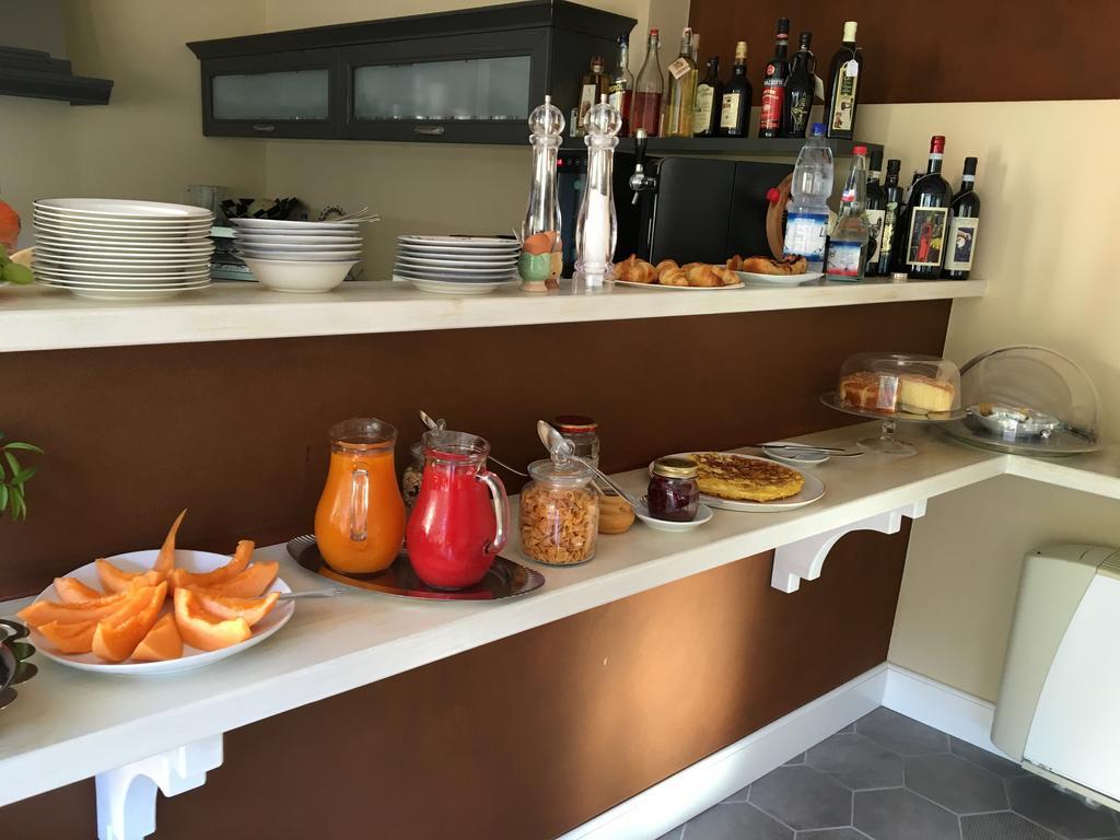 B&B Villa Dei Pini 카노비오 외부 사진
