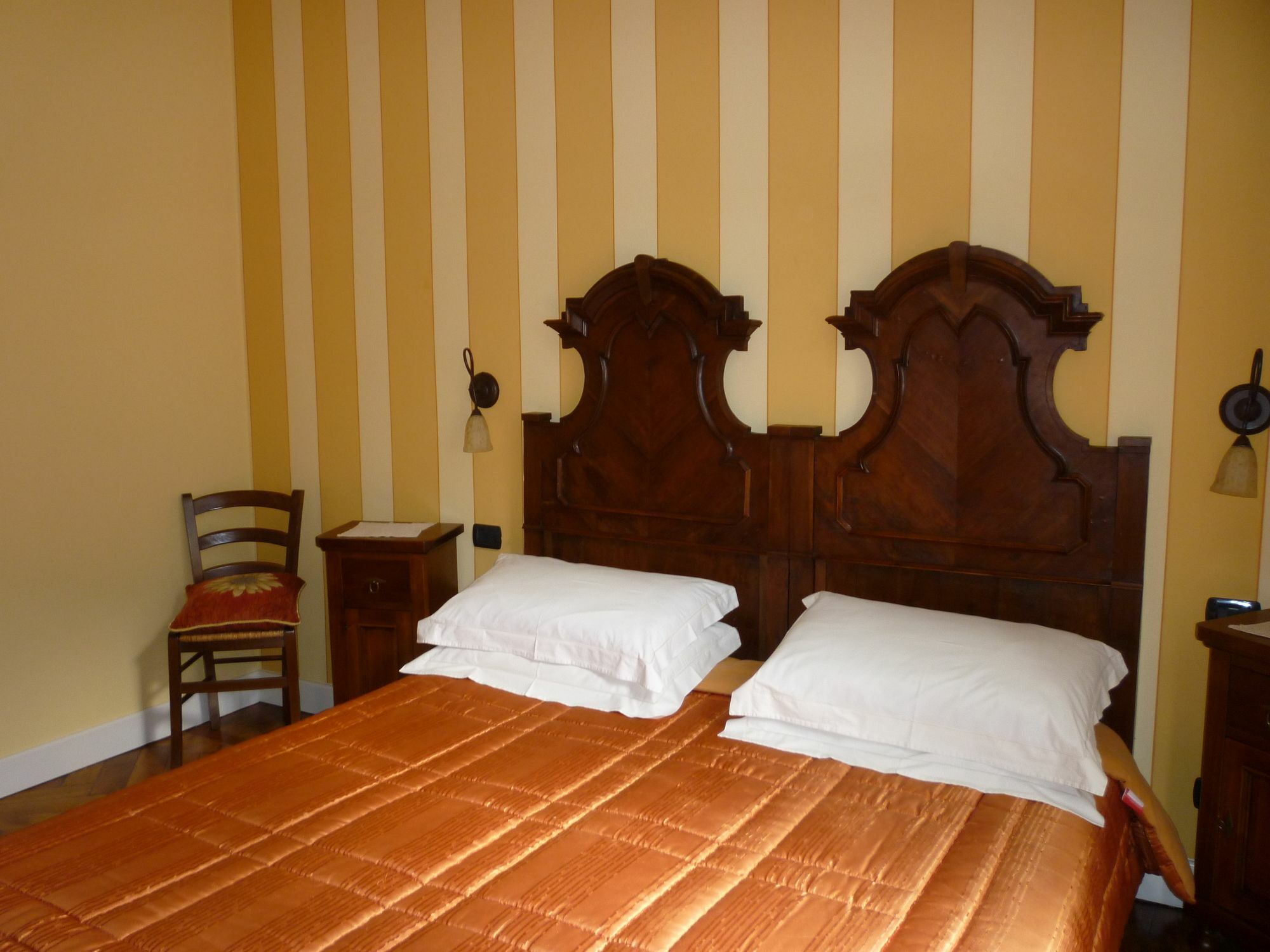 B&B Villa Dei Pini 카노비오 외부 사진