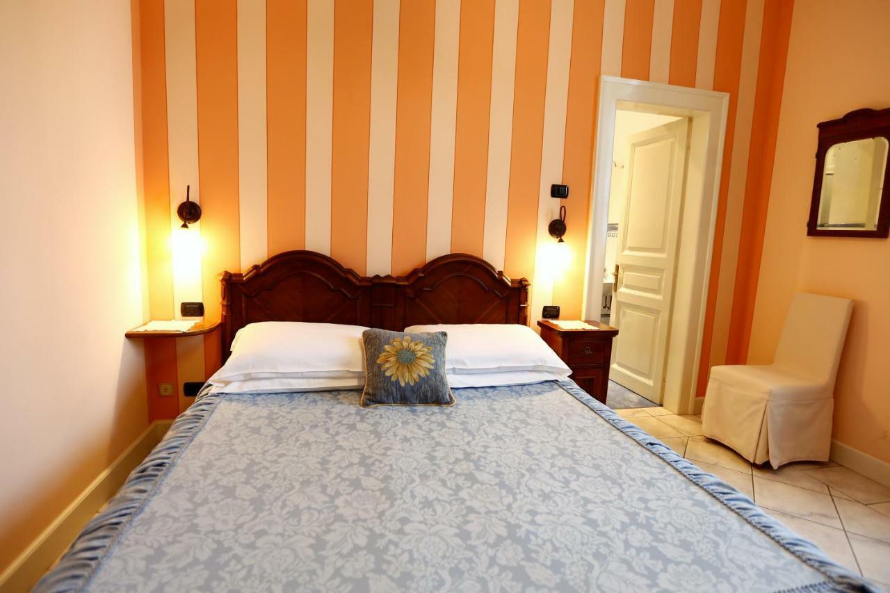 B&B Villa Dei Pini 카노비오 외부 사진