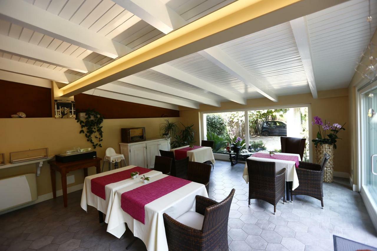B&B Villa Dei Pini 카노비오 외부 사진