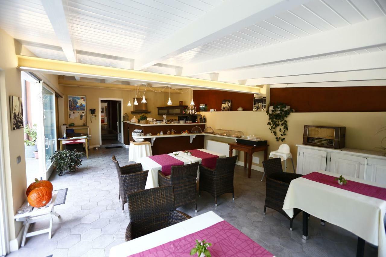 B&B Villa Dei Pini 카노비오 외부 사진